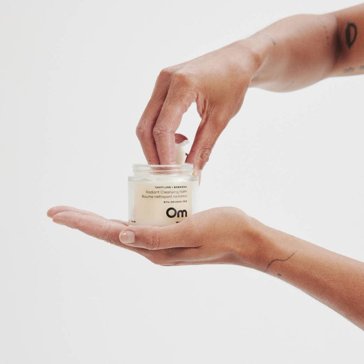 Om Organics | Tahiti Lime + Babassu Radiant Cleansing Balm